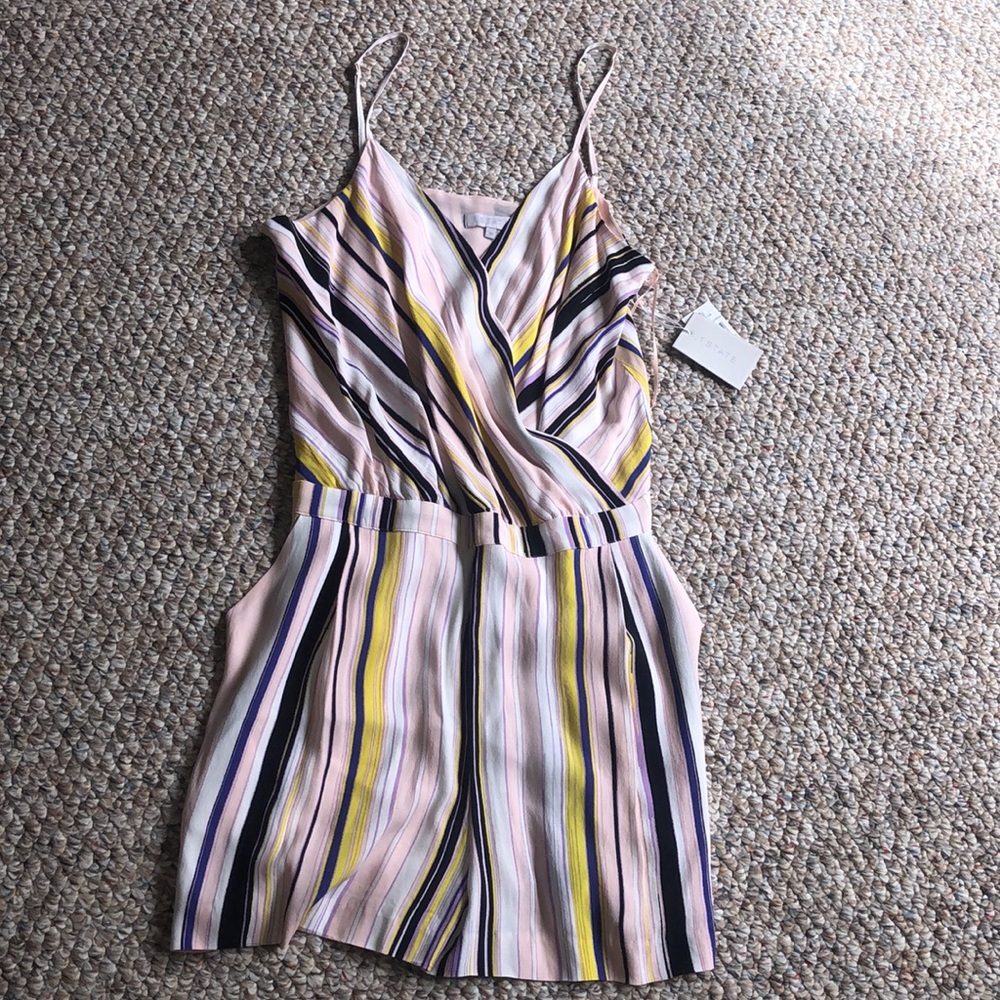 NWT 1. State Romper with Pockets